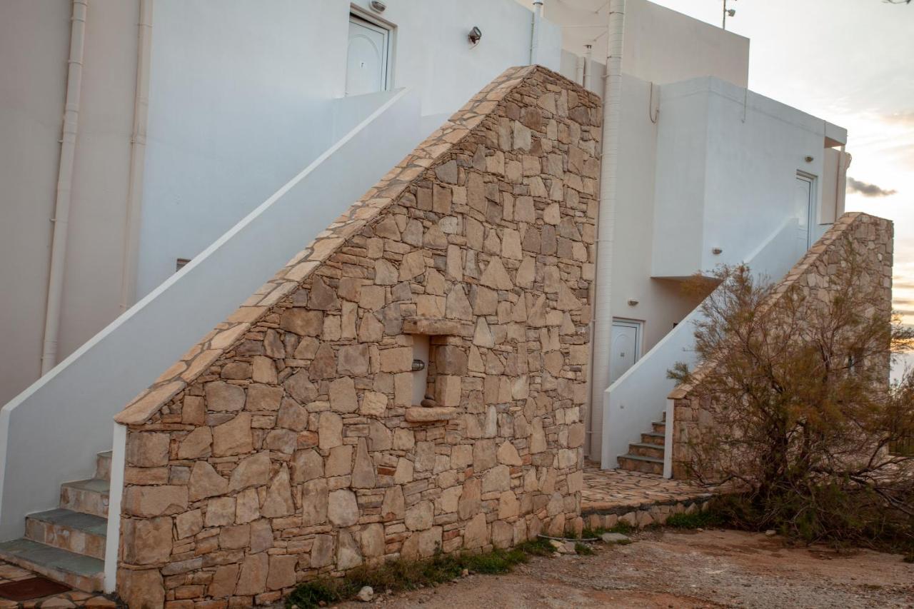 Hill Of Calm Hotell Triopetra Eksteriør bilde